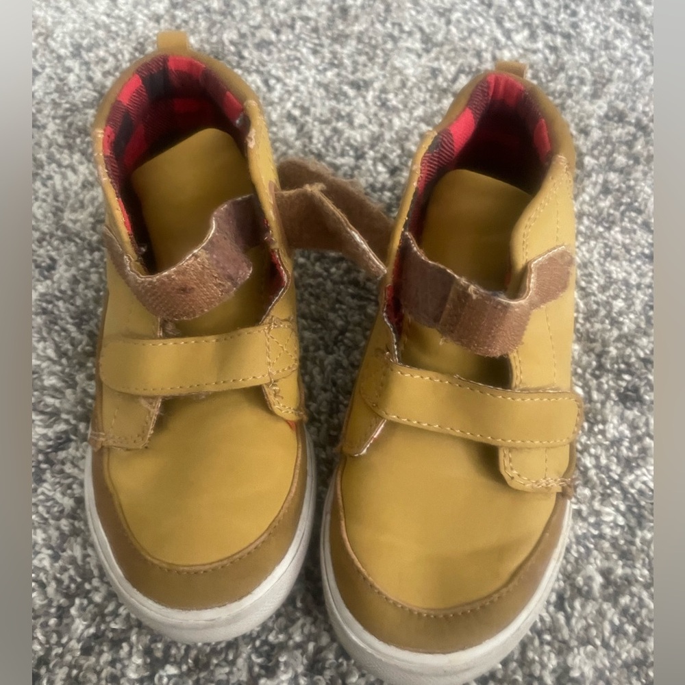 Cat and Jack boots for Toddler Boy
